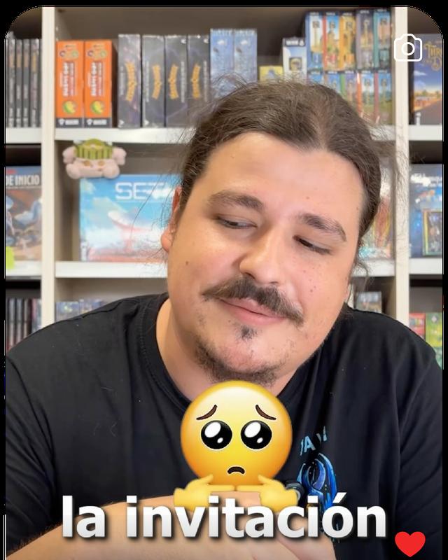 Fotograma de un vídeo de la tienda en Instagram